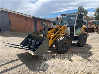 Liebherr L 504 Miniladers