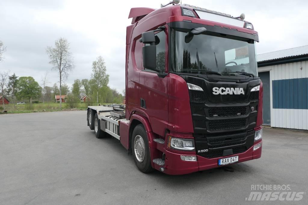 Scania R500 B6x2*4NB Vrachtwagen met containersysteem