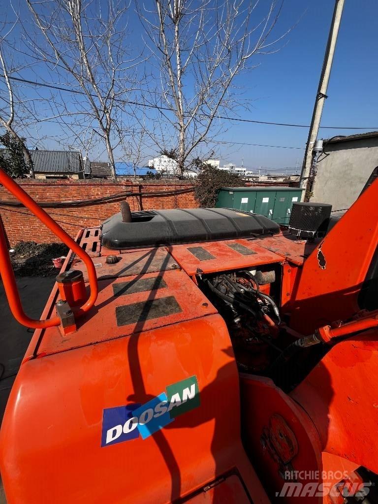Doosan DH 225 LC-7 Rupsgraafmachines