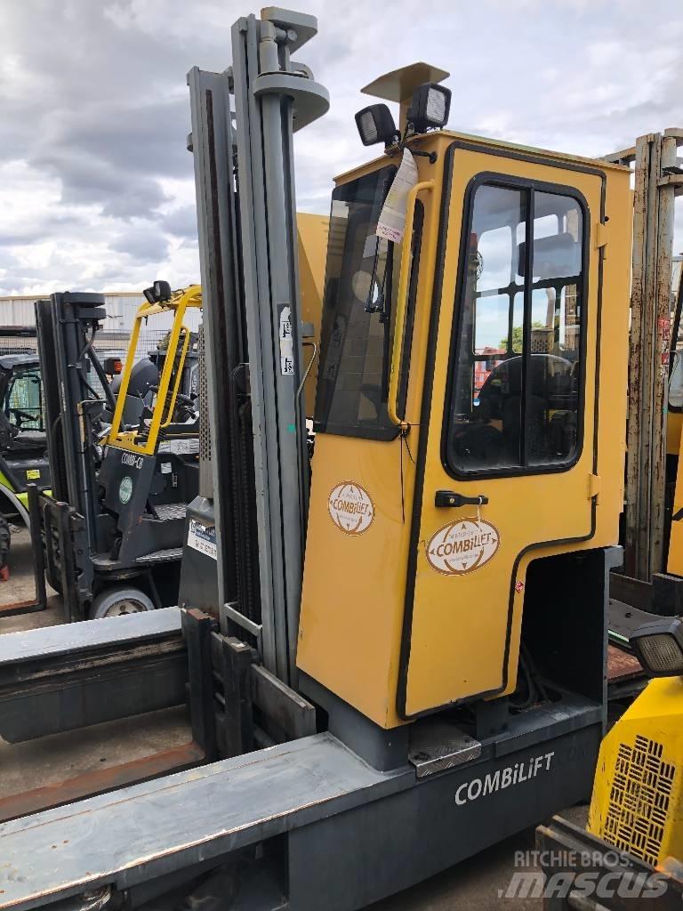 Combilift C 3000 Zijlader