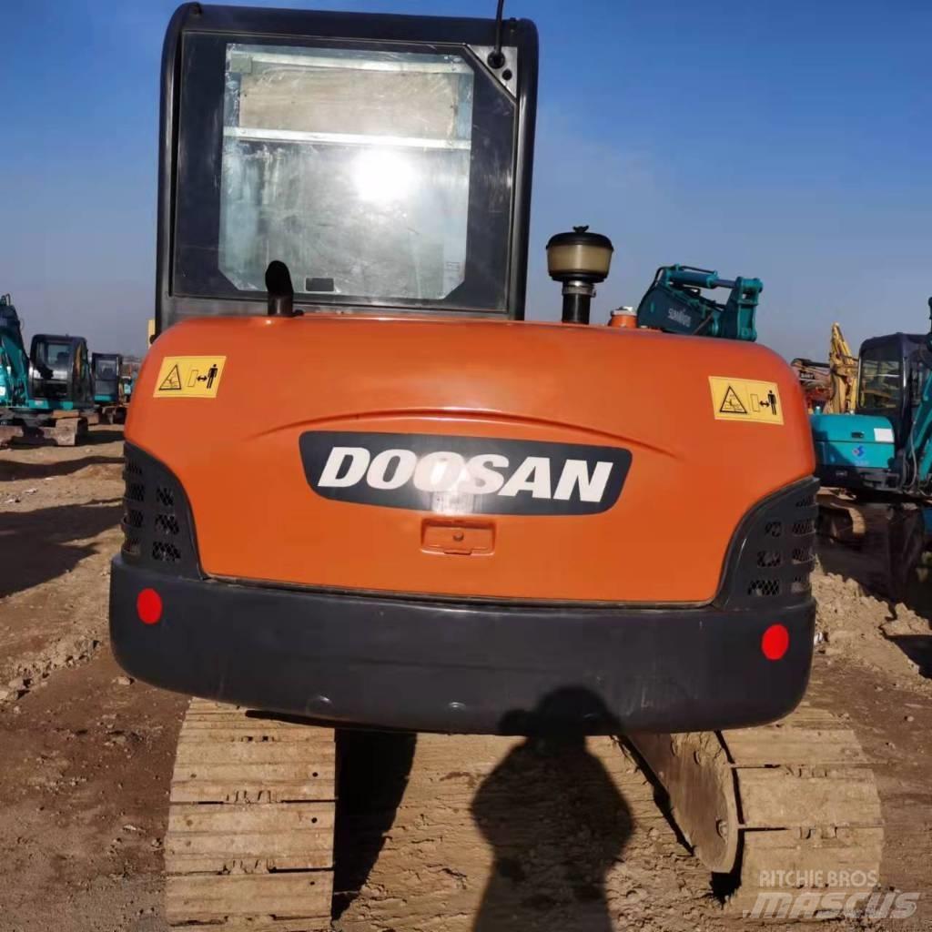 Doosan DH60-7 Rupsgraafmachines