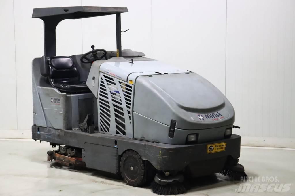 Nilfisk CR1200 Veegmachines