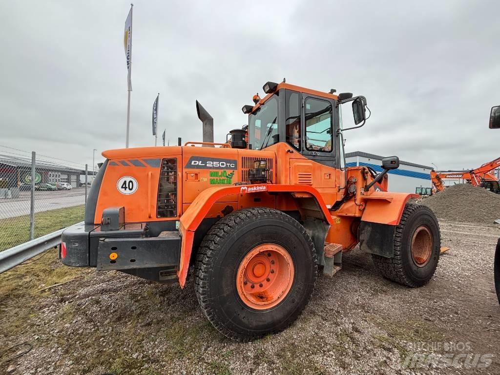 Doosan DL 250Z Wielladers