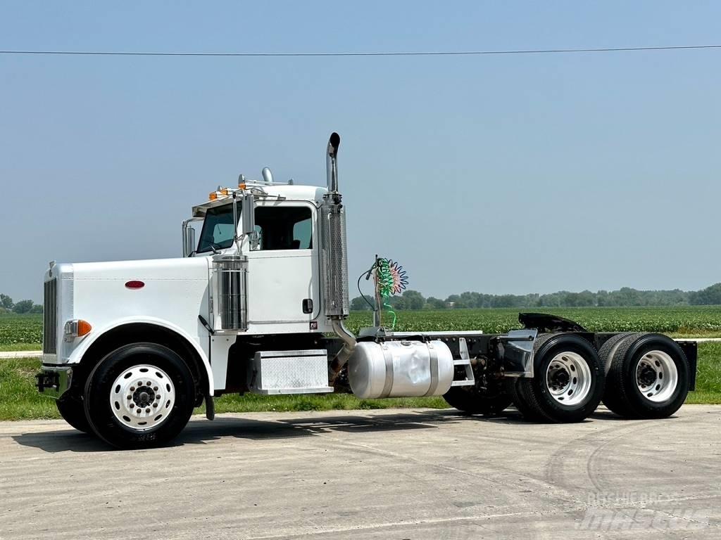 Peterbilt 379 Trekkers