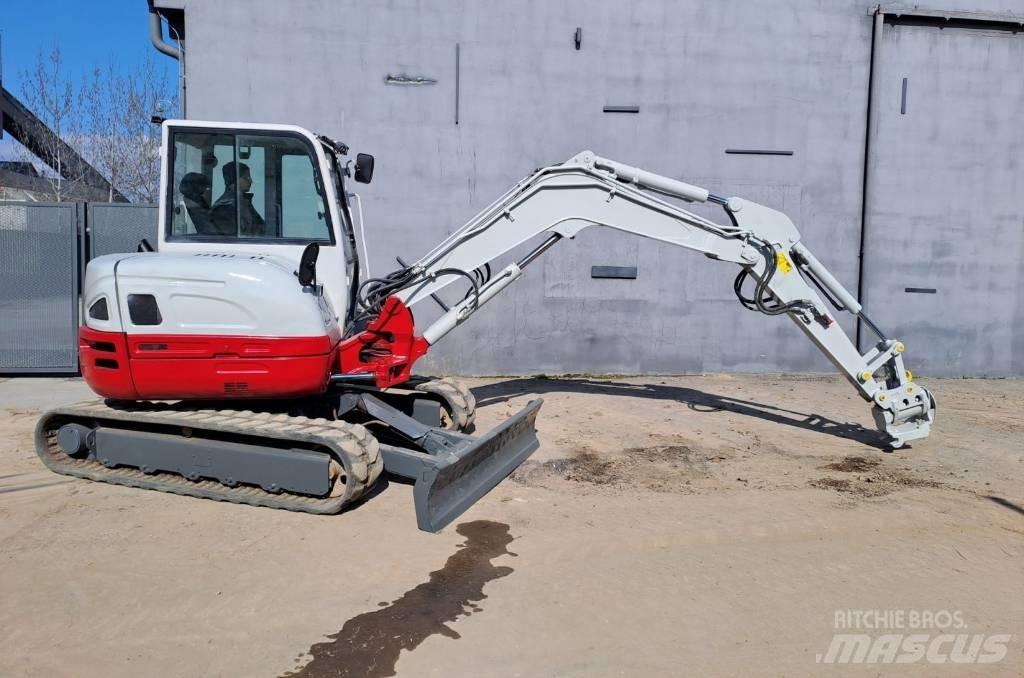 Takeuchi TB260 Minigraafmachines < 7t