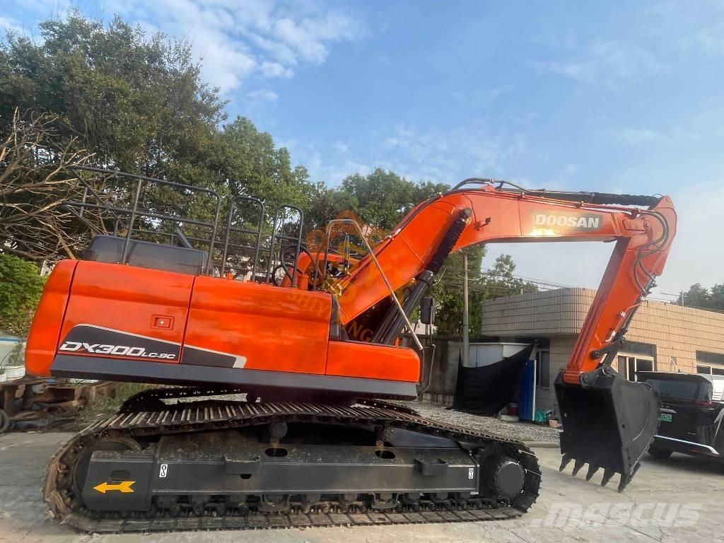 Doosan DX 300 Rupsgraafmachines