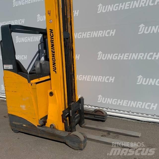 Jungheinrich ETV 216 Reachtruck voor hoog niveau