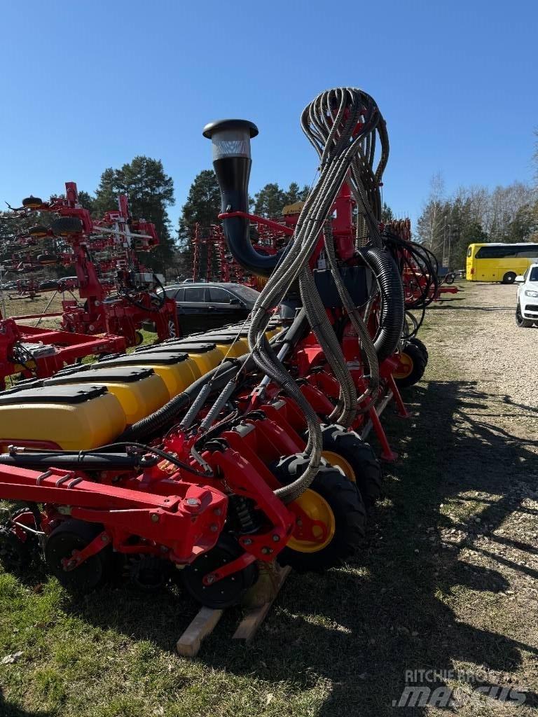 Väderstad Tempo V12 Precisiezaaimachines