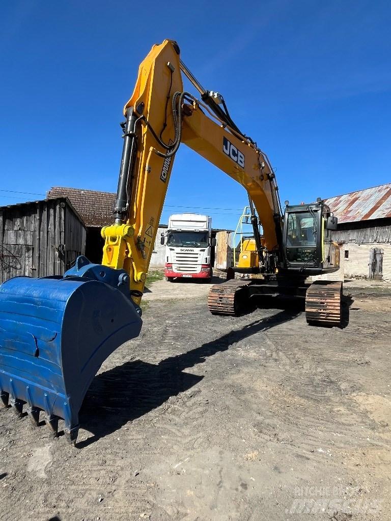 JCB JS 220 LC Rupsgraafmachines