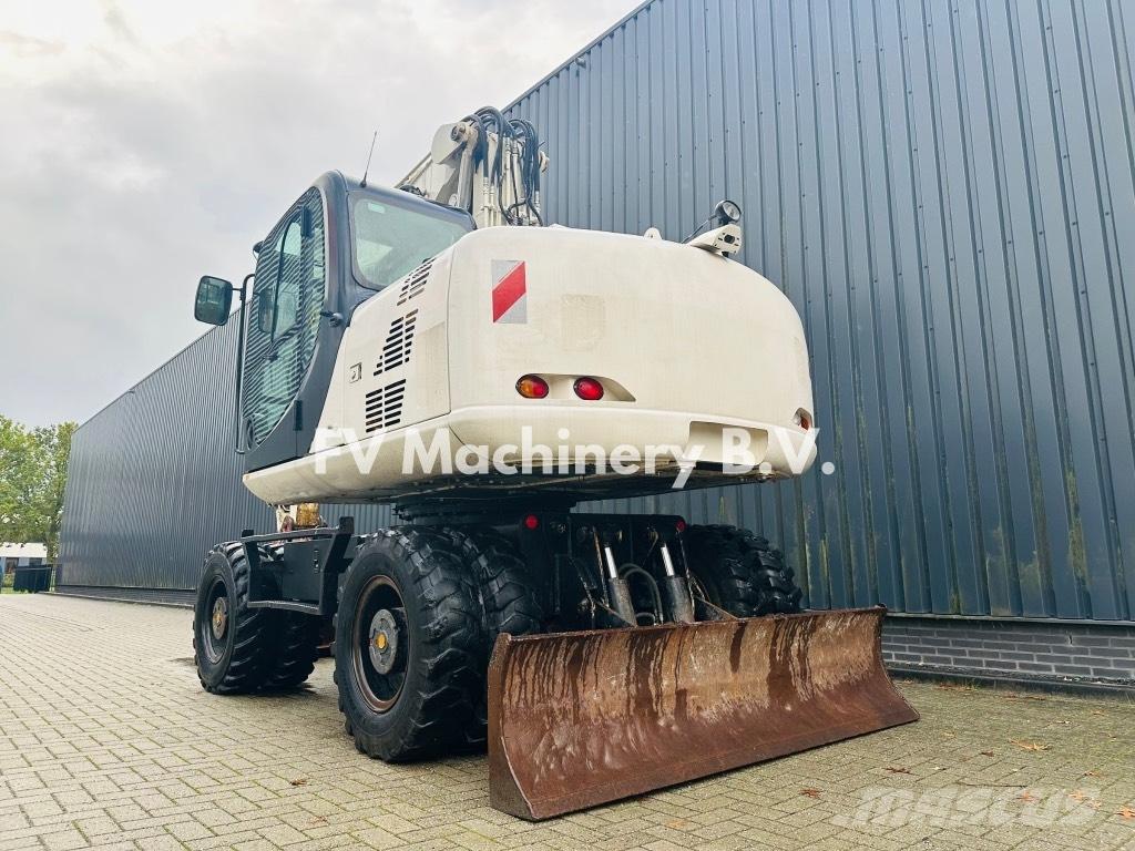 JCB JS 145 W Wielgraafmachines