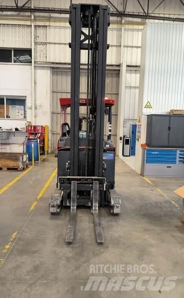 Manitou 8FBRE16 Zelfrijdende stapelaars