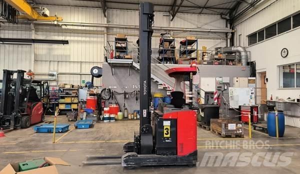Manitou 8FBRE16 Zelfrijdende stapelaars