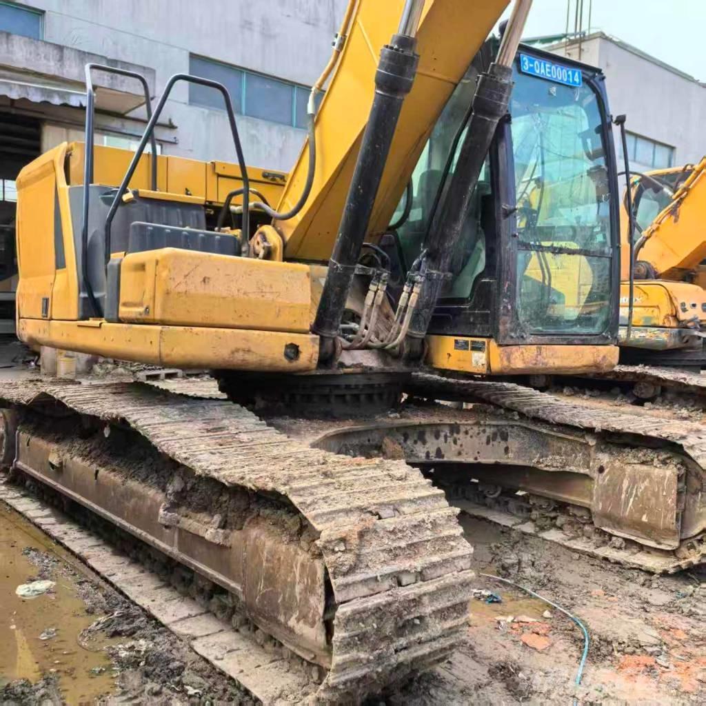 CAT 320 Midigraafmachines 7t - 12t