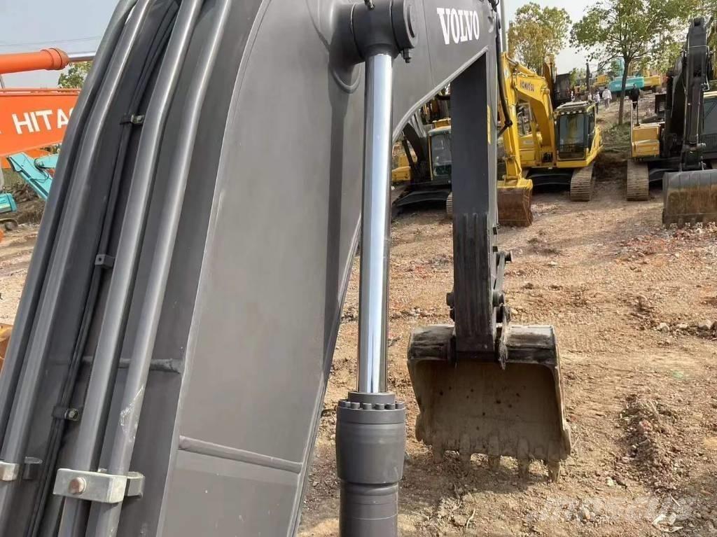 Volvo EC 250 D Rupsgraafmachines