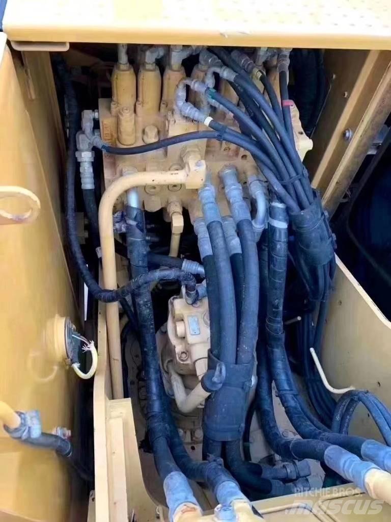 CAT 312 D Rupsgraafmachines