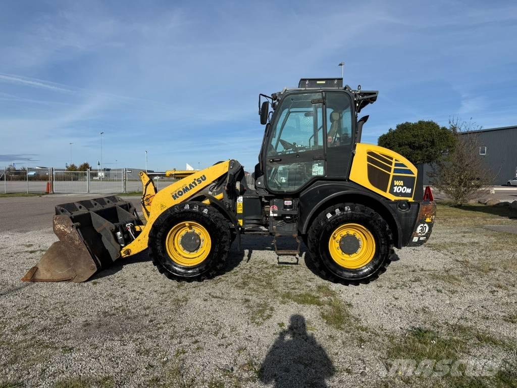 Komatsu WA 100M-7 Wielladers