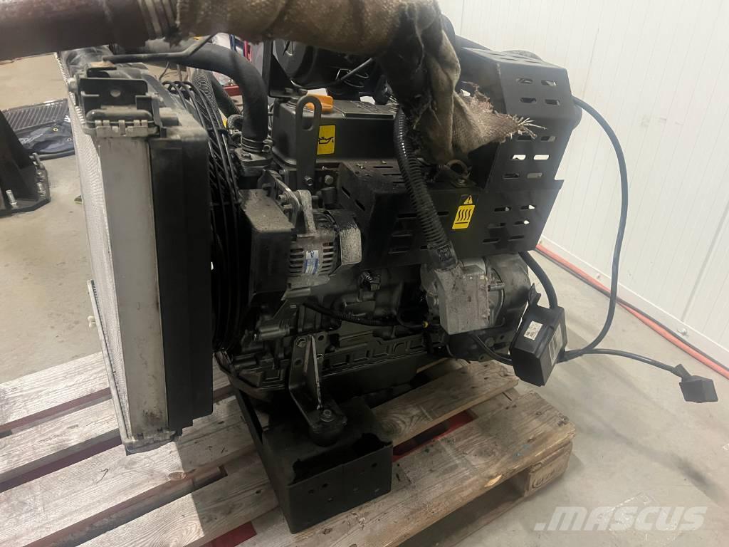 Yanmar 4TNV84T-GGEH Minigraafmachines < 7t