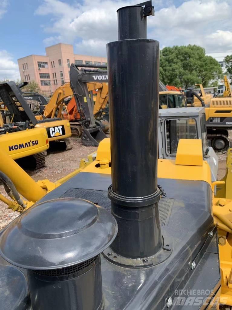 Shantui SD 32 Rupsdozers