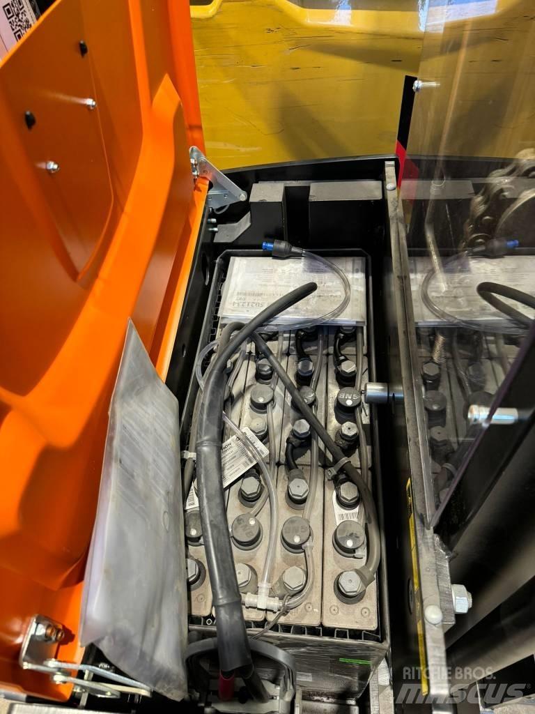 Rocla SWS16 Stapelaar meeloop