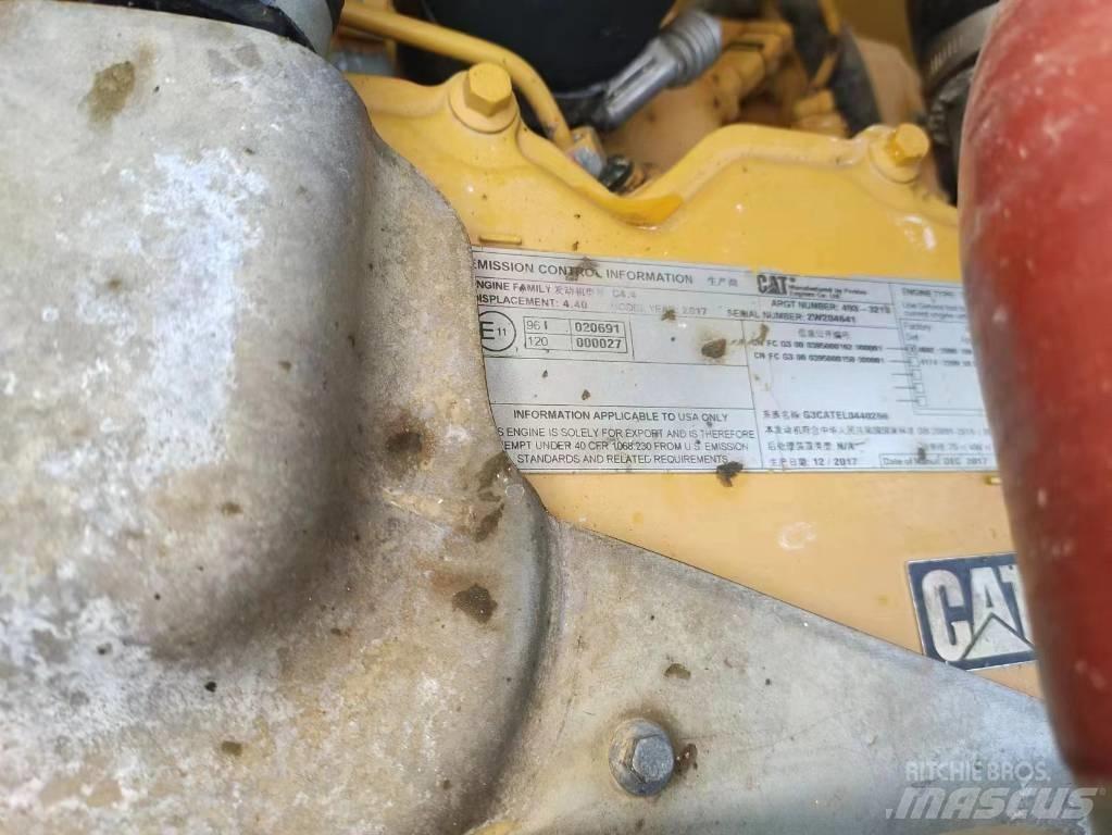 CAT 320GC Rupsgraafmachines