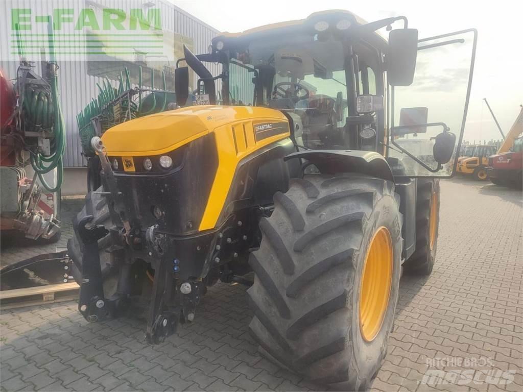 JCB 4220 fastrac Tractoren