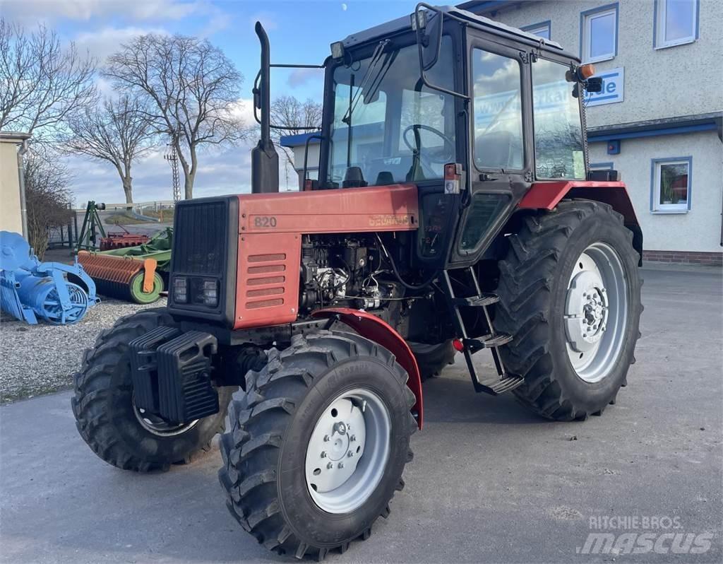 Belarus MTS 820 Tractoren