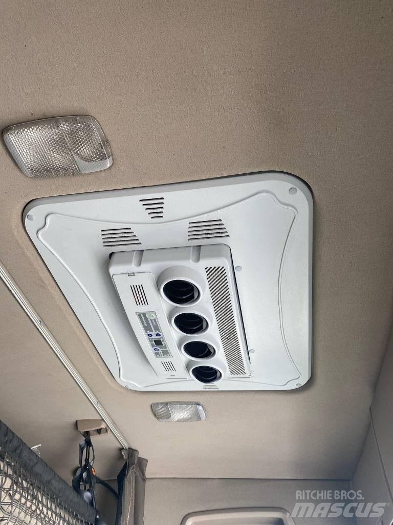 Scania R 490 Trekkers