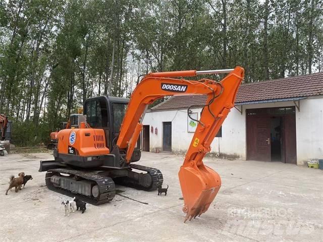 Doosan DX60 Minigraafmachines < 7t
