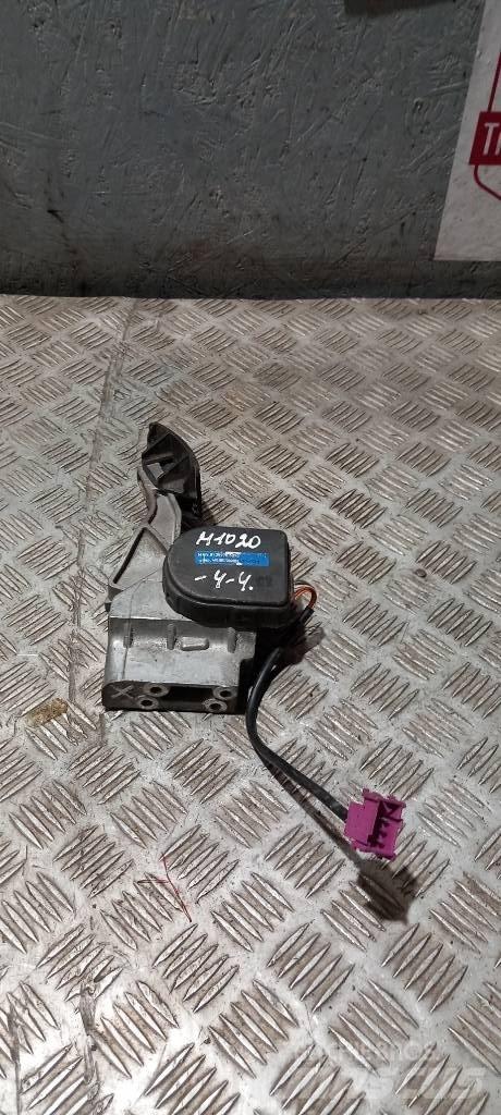 MAN TGA    81259706094 Cabine en interieur