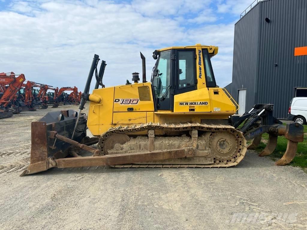 New Holland D180 Rupsdozers