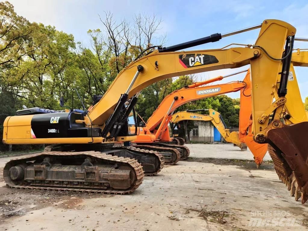 CAT 349 D2 Rupsgraafmachines