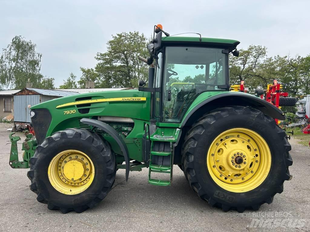 John Deere 7930 Tractoren