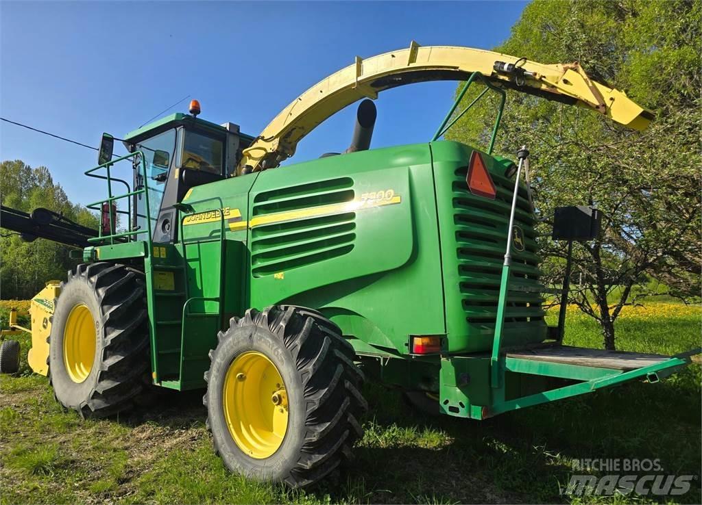 John Deere 7300 Zelfrijdende veldhakselaars