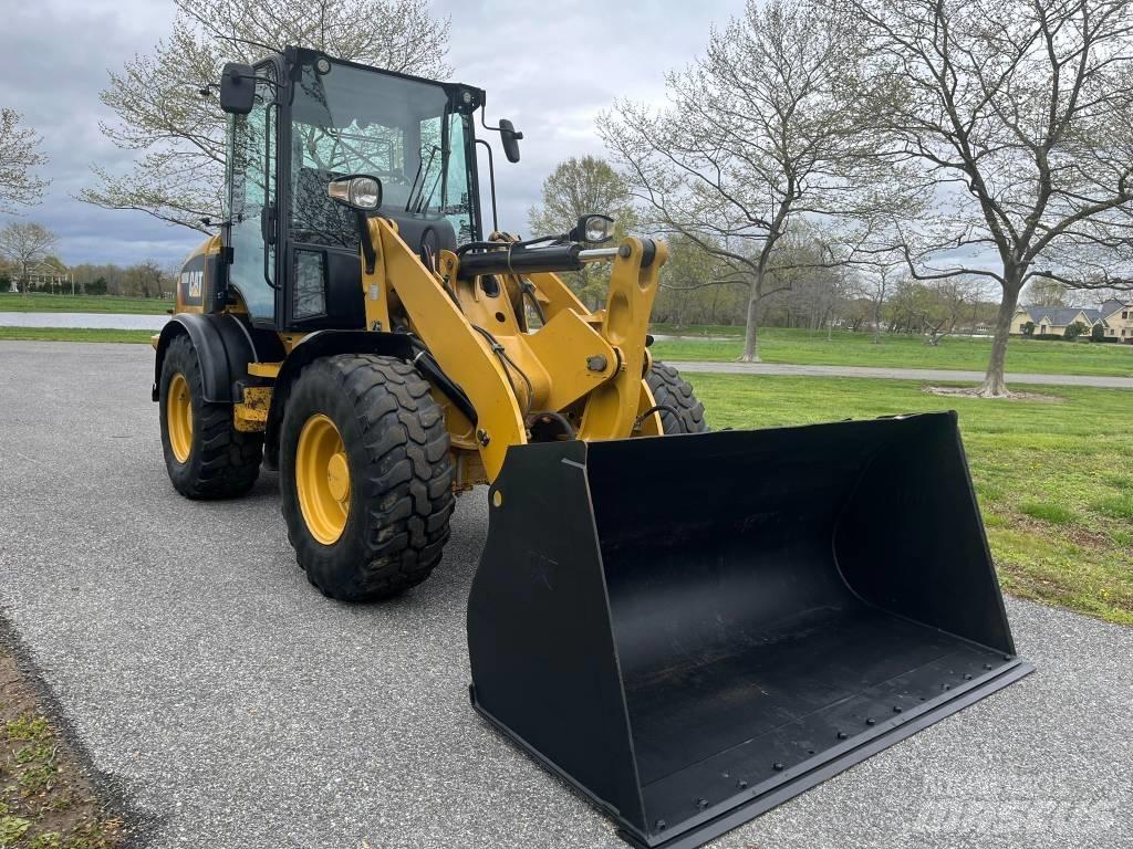 CAT 908M Wielladers