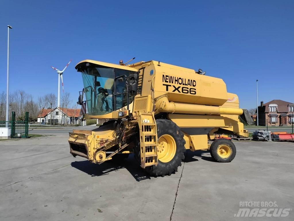 New Holland TX 66 Maaidorsmachines