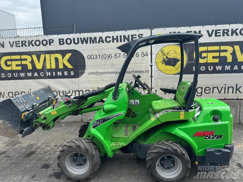 Avant 528 Miniladers