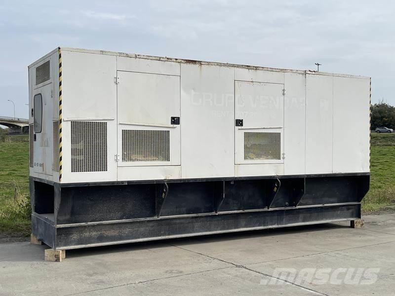 CAT C 18 - 700 Diesel generatoren