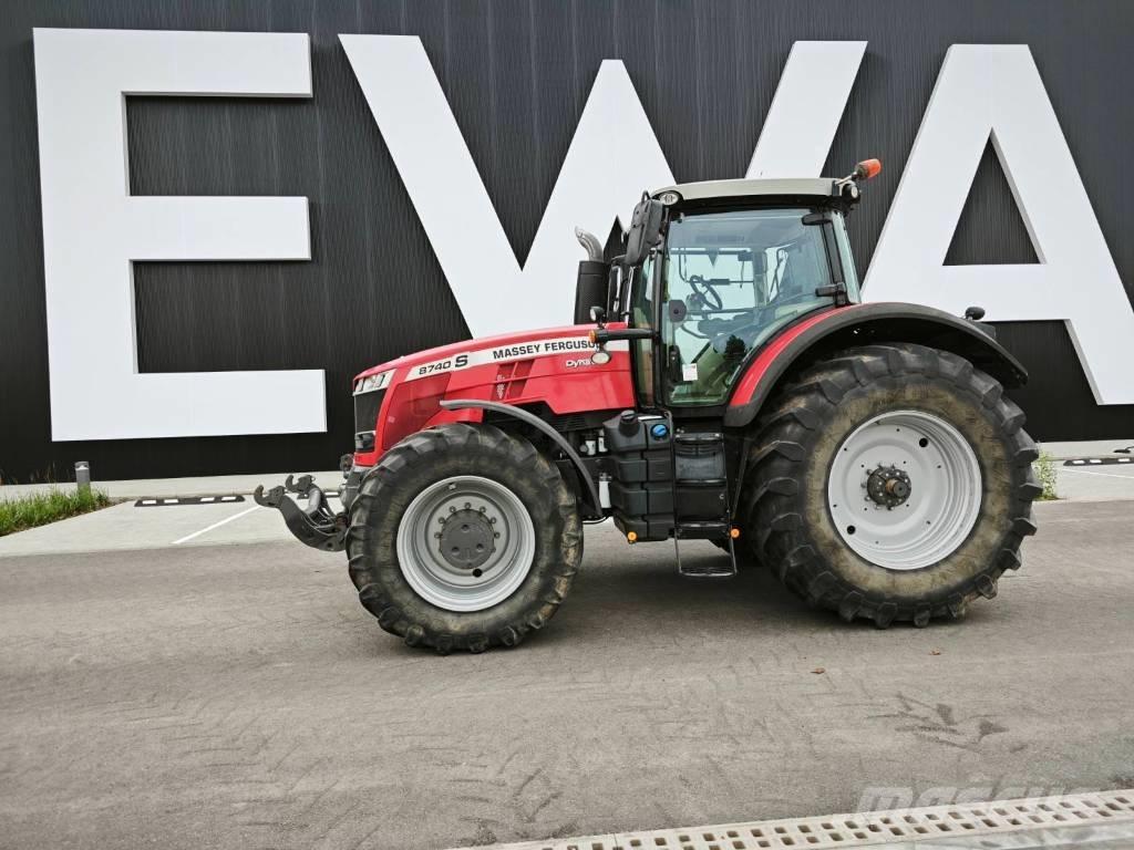 Massey Ferguson 8740 Tractoren