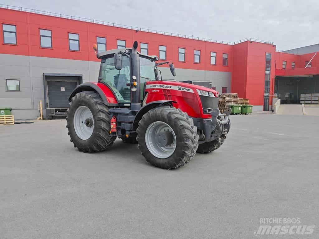 Massey Ferguson 8740 Tractoren
