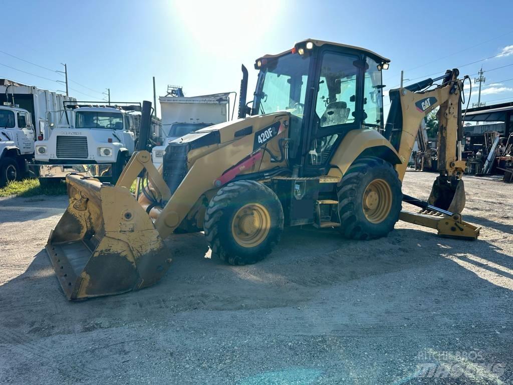 CAT 420F2 Graaf-laadcombinaties