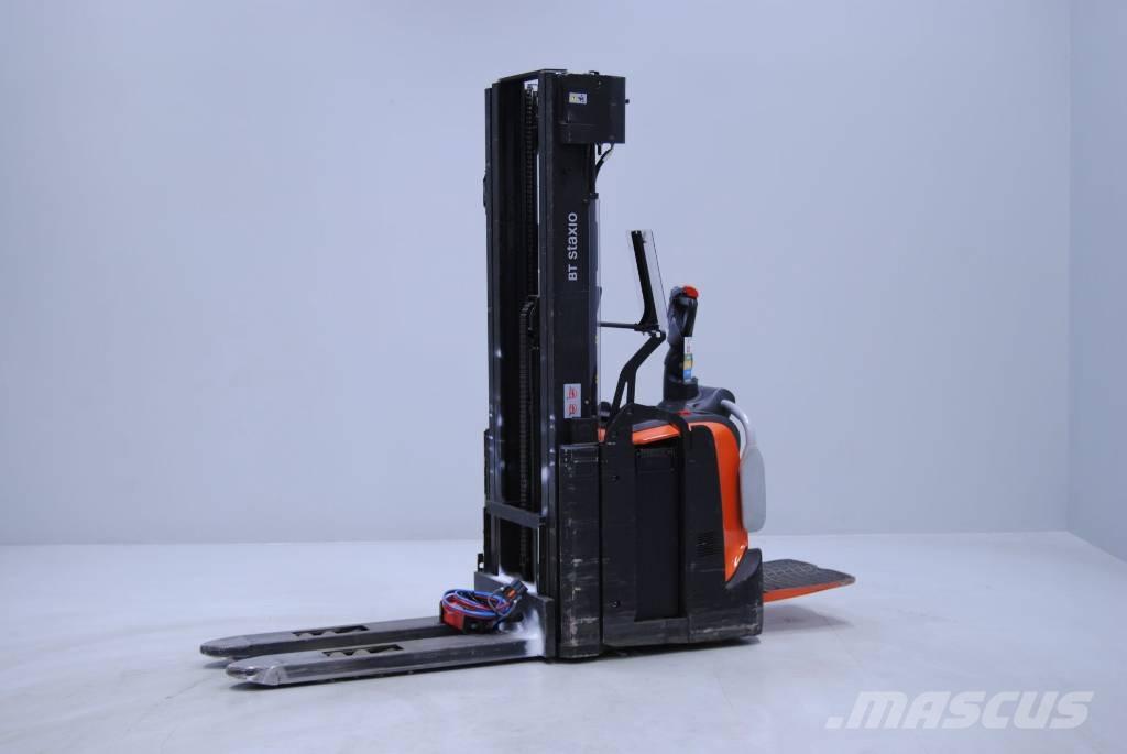 Toyota SPE140L Stapelaar meeloop