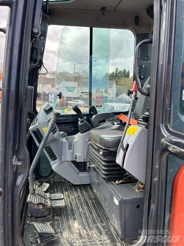 Kubota U48-4 Minigraafmachines < 7t