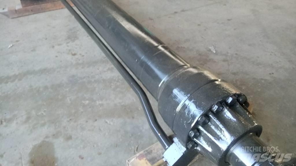 CAT 385 Hydraulics