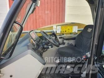 CAT TH306D Verreikers voor landbouw