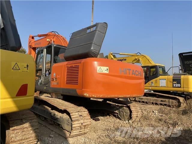 Hitachi ZX250 Rupsgraafmachines