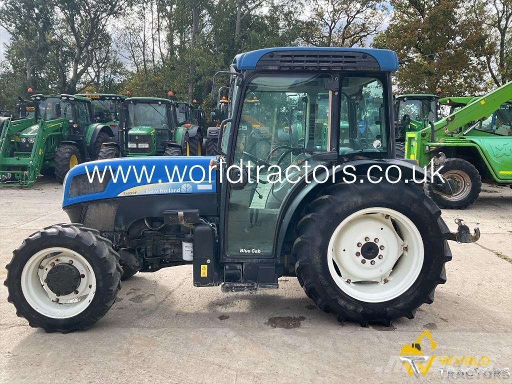 New Holland T 4050 Tractoren