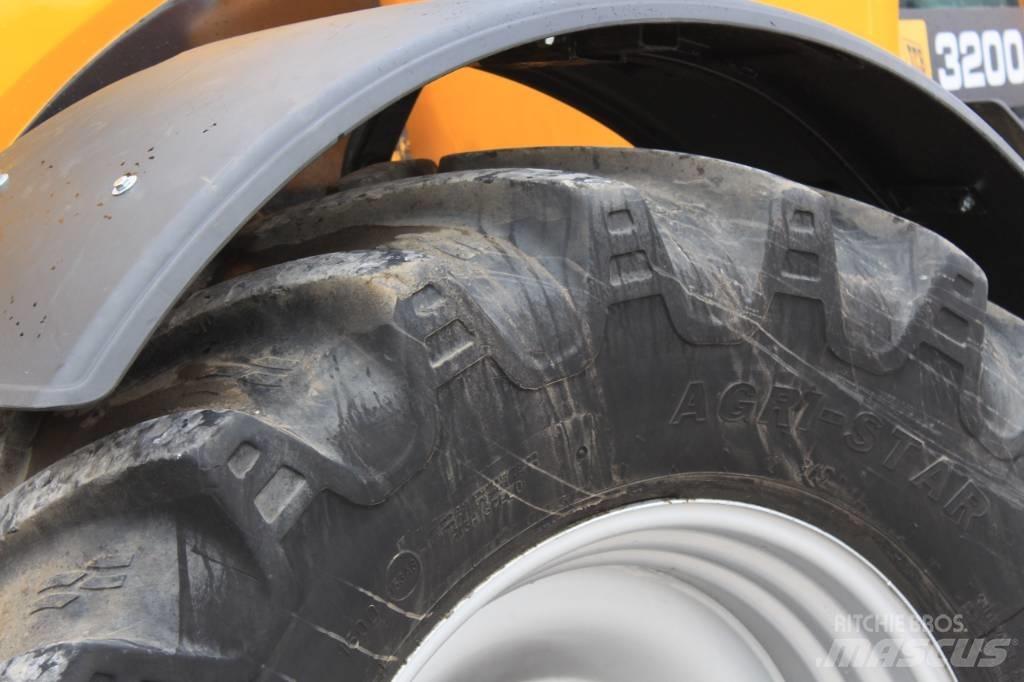 JCB Fastrac 3200 Tractoren
