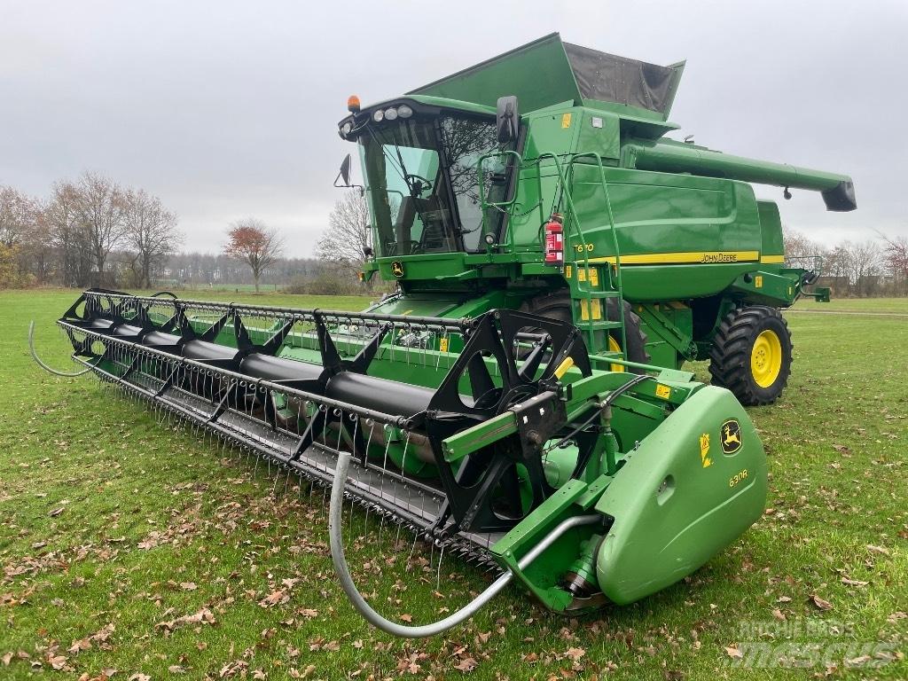 John Deere T670 Maaidorsmachines