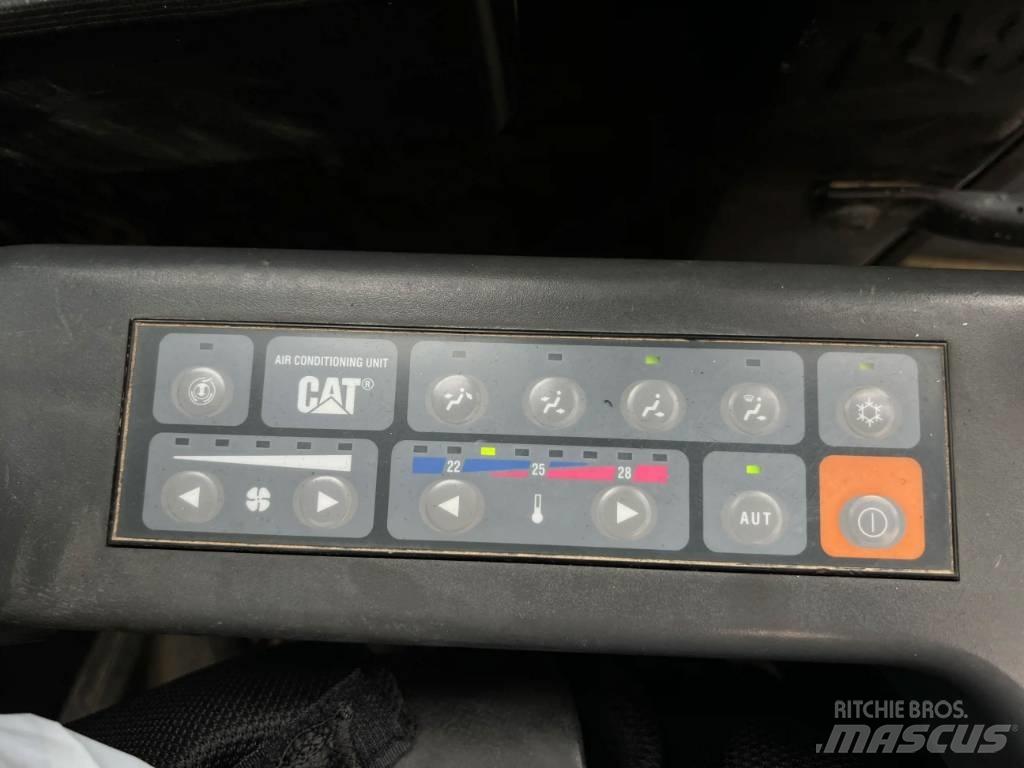 CAT 321D LCR Rupsgraafmachines