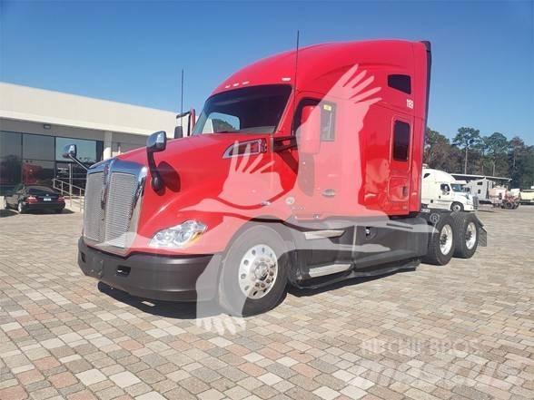 Kenworth T680 Trekkers